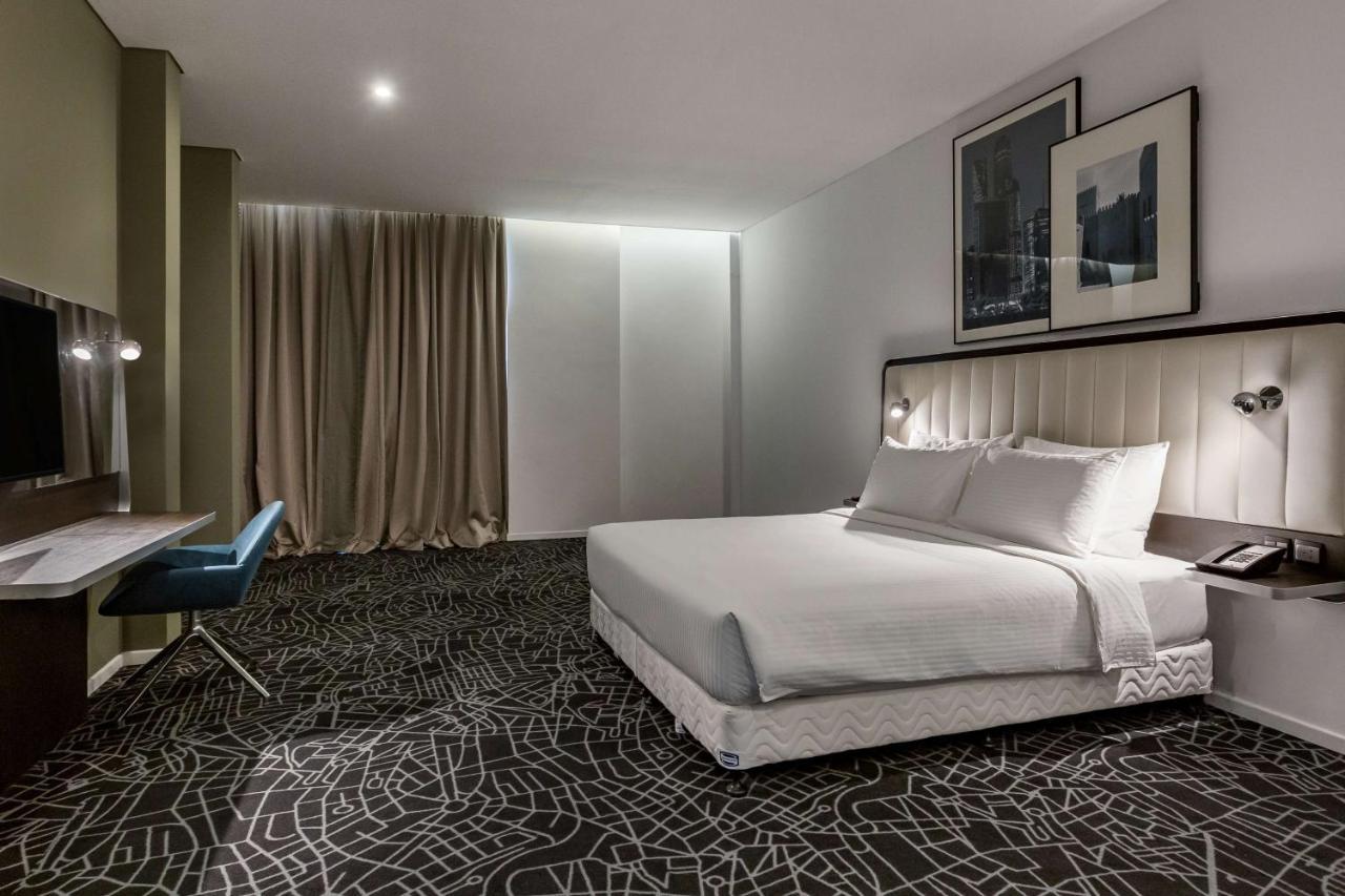 Radisson Hotel & Apartments Dammam Industrial City Екстер'єр фото