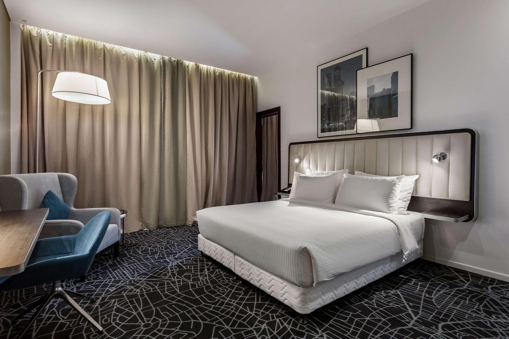 Radisson Hotel & Apartments Dammam Industrial City Екстер'єр фото