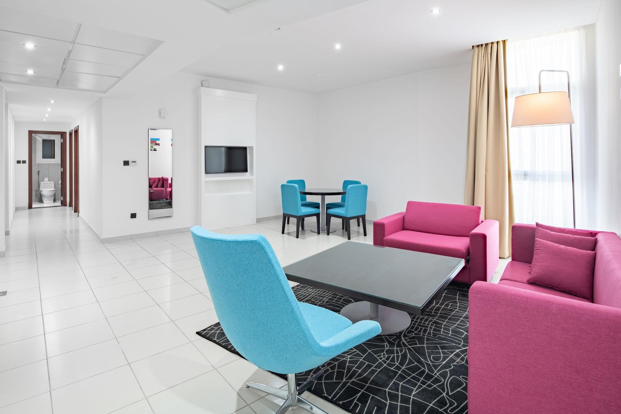 Radisson Hotel & Apartments Dammam Industrial City Екстер'єр фото