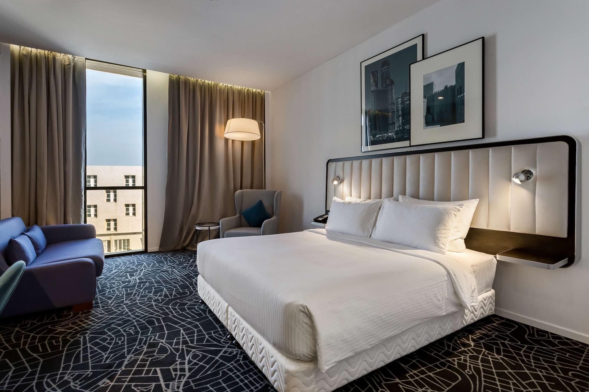 Radisson Hotel & Apartments Dammam Industrial City Екстер'єр фото