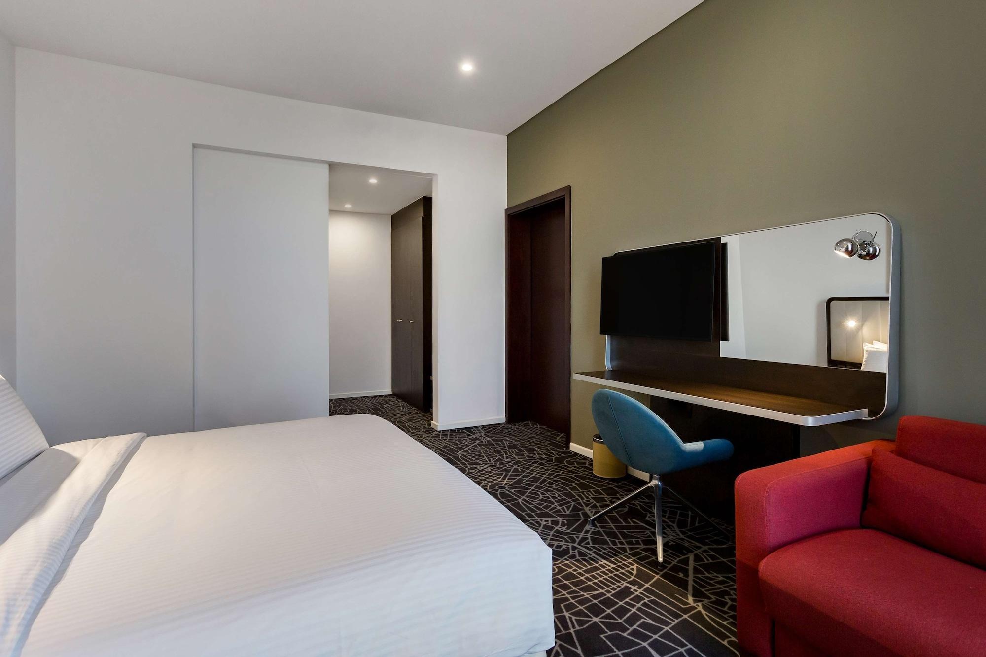 Radisson Hotel & Apartments Dammam Industrial City Екстер'єр фото