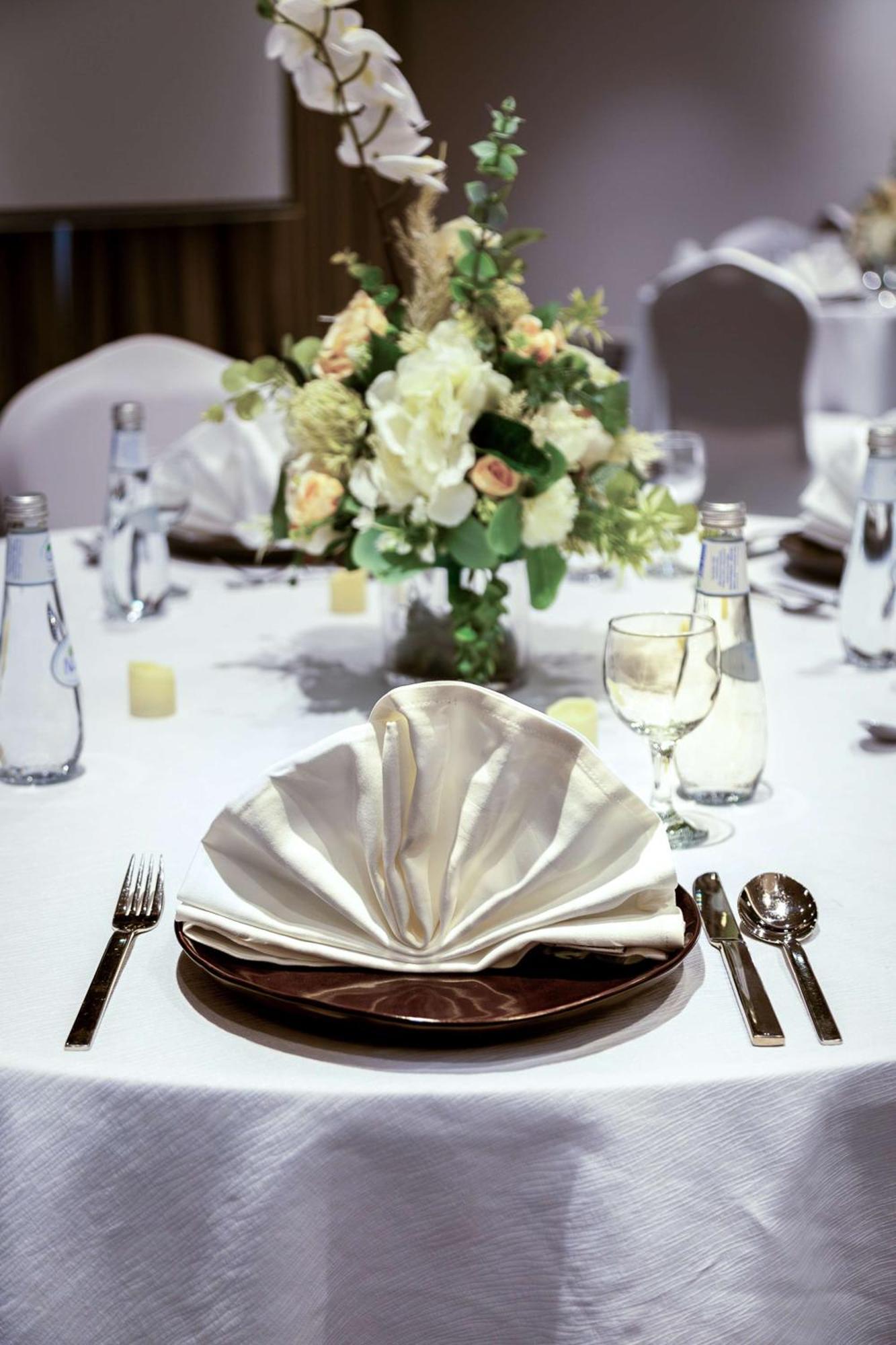 Radisson Hotel & Apartments Dammam Industrial City Екстер'єр фото