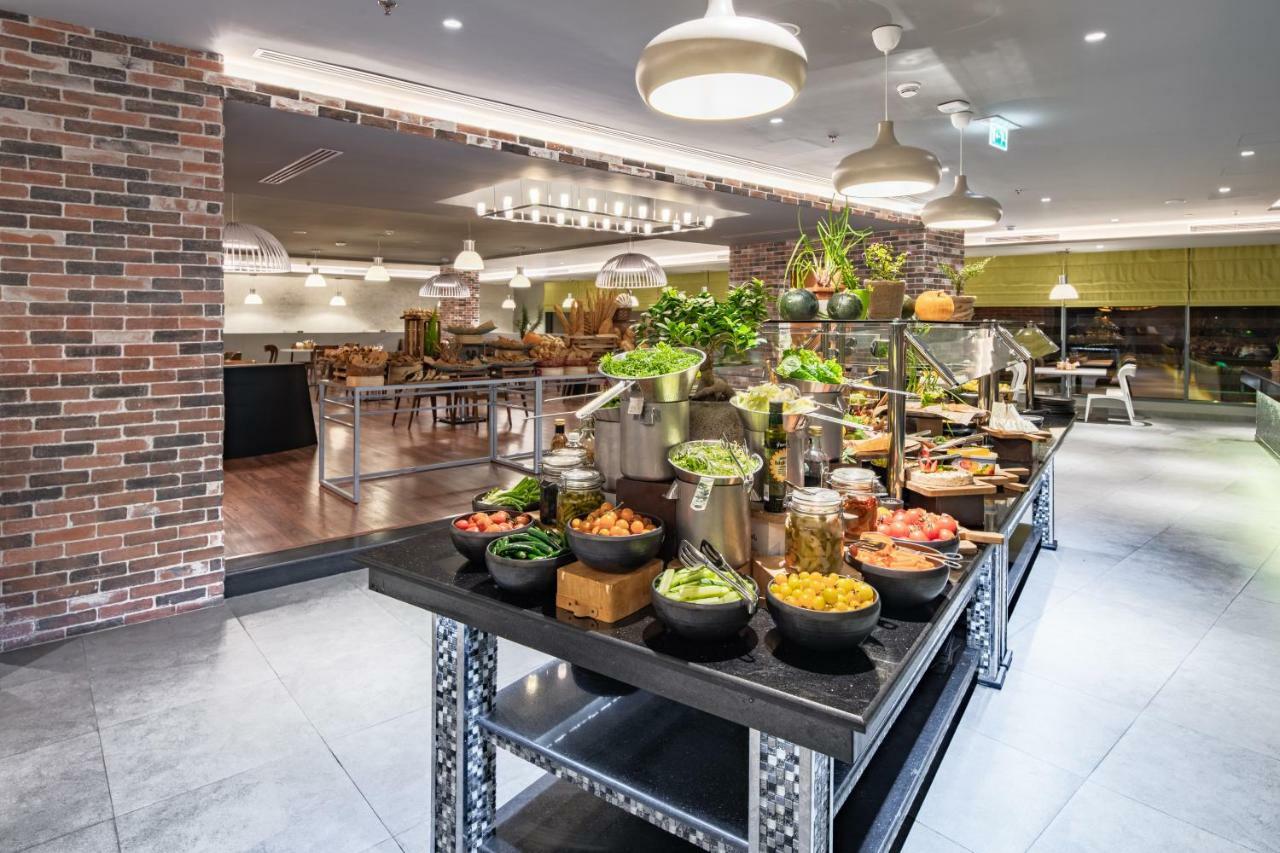 Radisson Hotel & Apartments Dammam Industrial City Екстер'єр фото