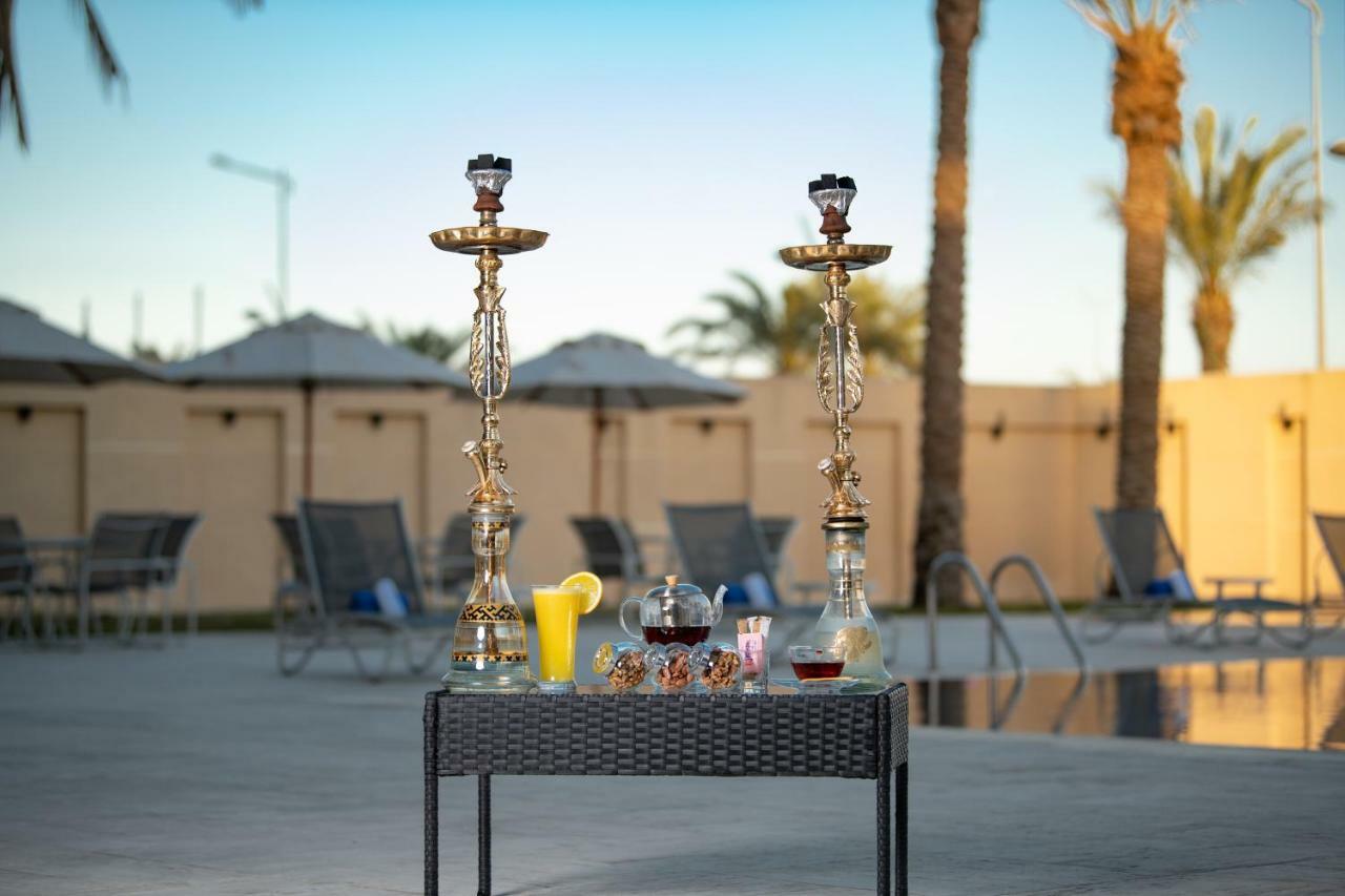 Radisson Hotel & Apartments Dammam Industrial City Екстер'єр фото