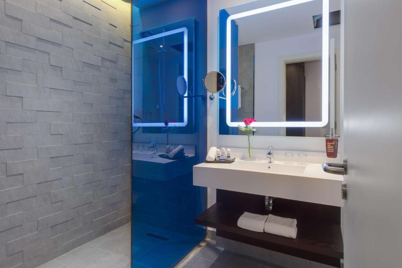 Radisson Hotel & Apartments Dammam Industrial City Екстер'єр фото